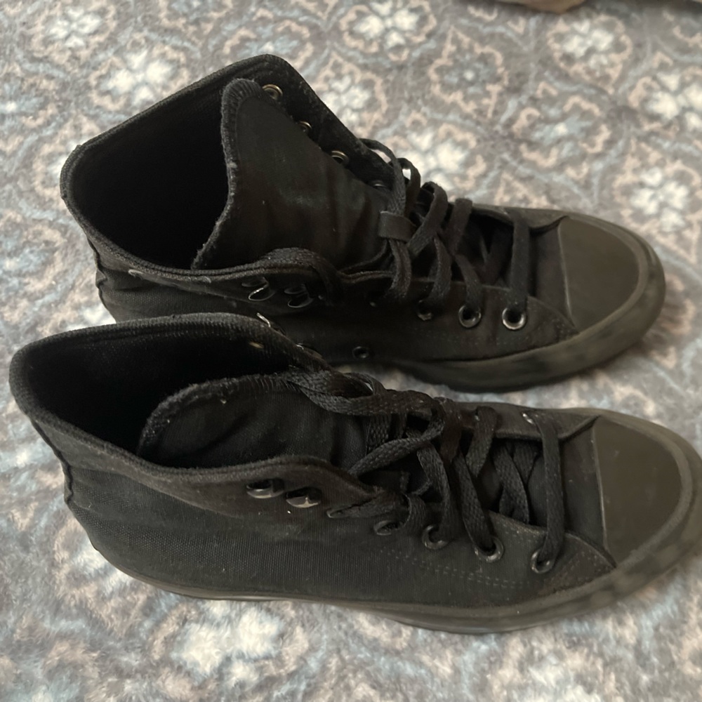 Youth Converse - Picture 2 of 6